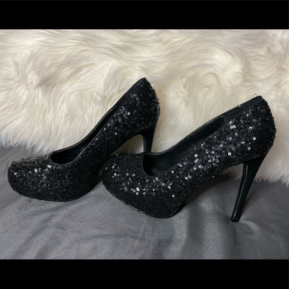 Heart In D Shoes - SALE!! Sparkle Pumps